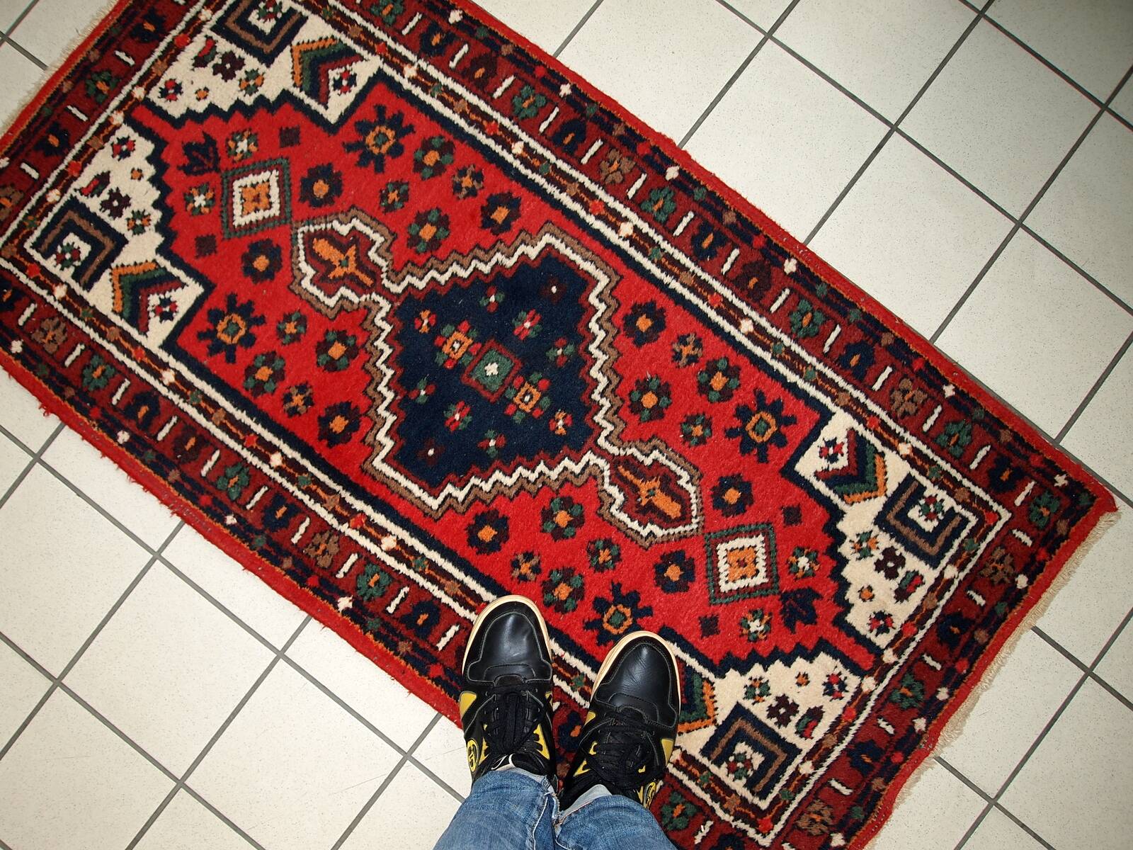 Tapis Vintage Hamadan en Laine (74cm x 140cm), Années 1970, Élégance Tradit