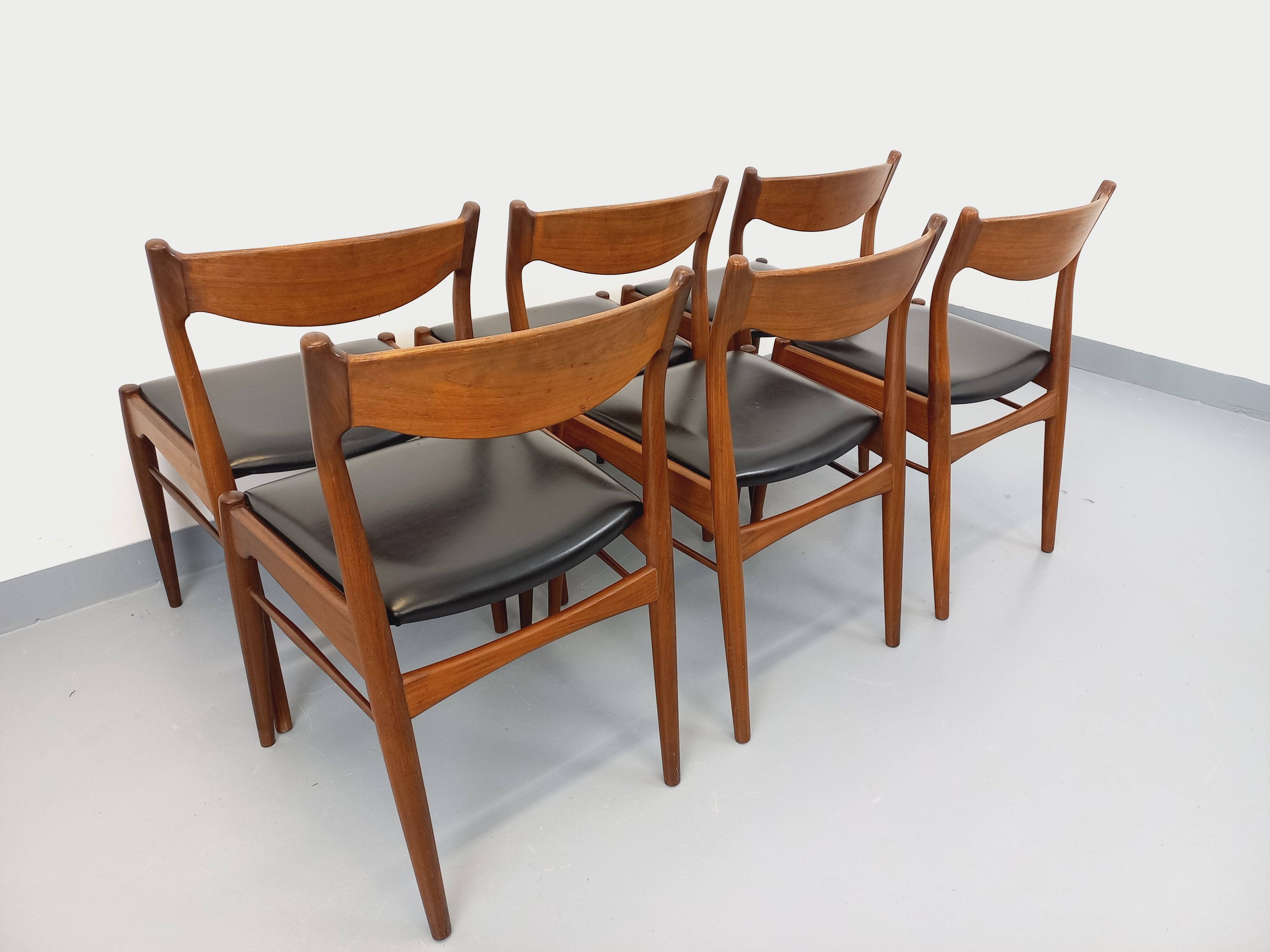 6 vintage Danish Scandinavian chairs by Aerthoj Jensen & Molholm in teak.