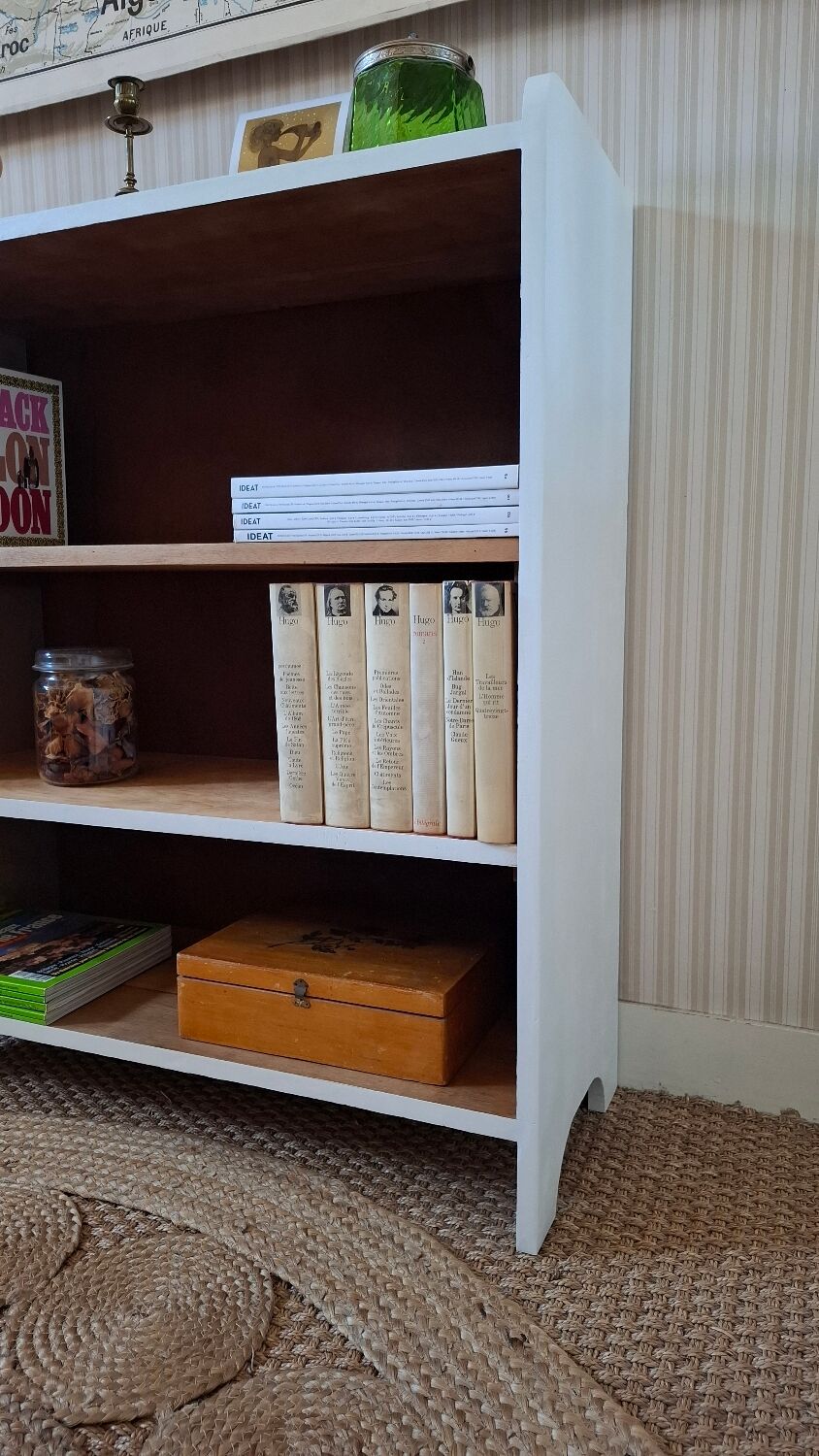 Bibliothèque vintage