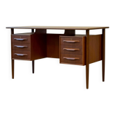 Freestanding Teak Desk, Denmark 1960s/1970s, Vintage, Mid-C Modern
