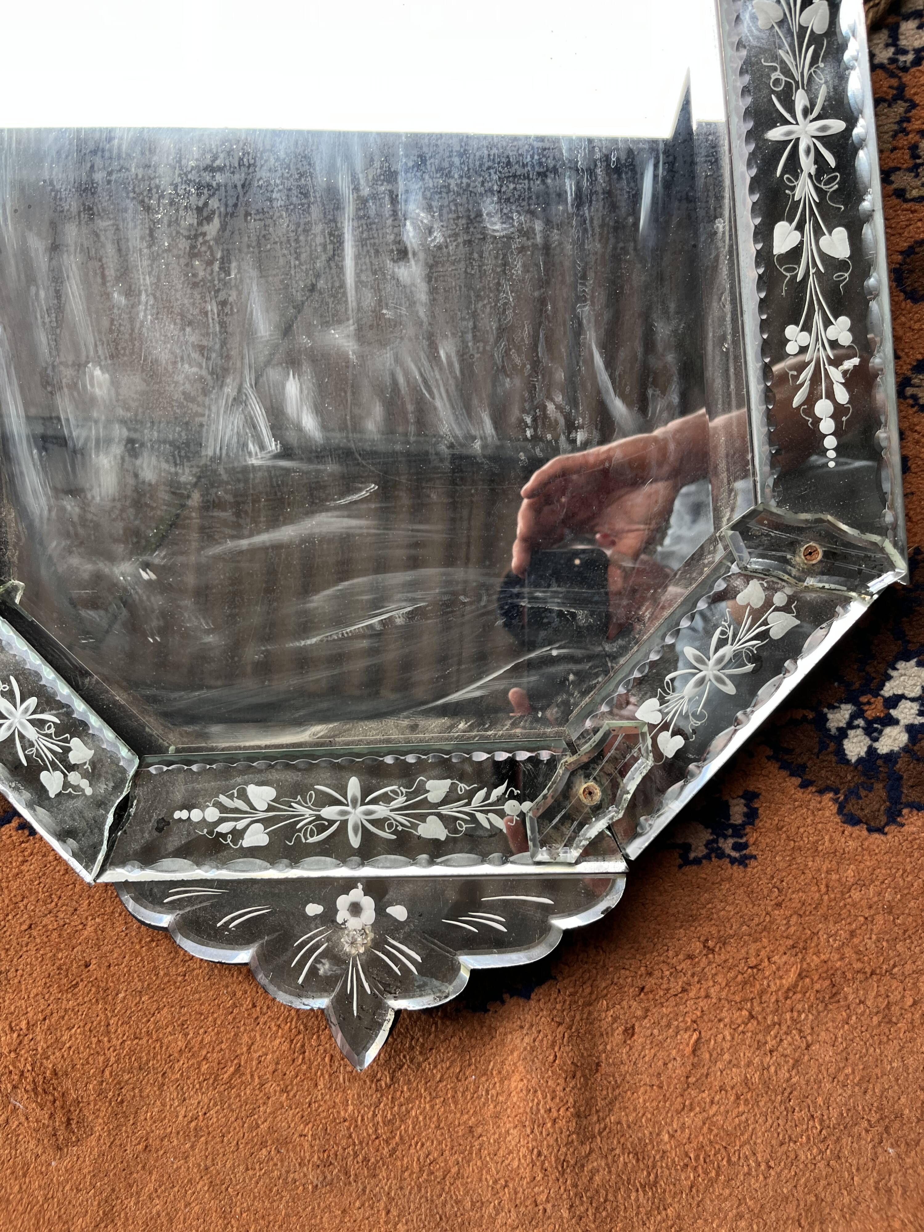 Venetian mirror 92 cm