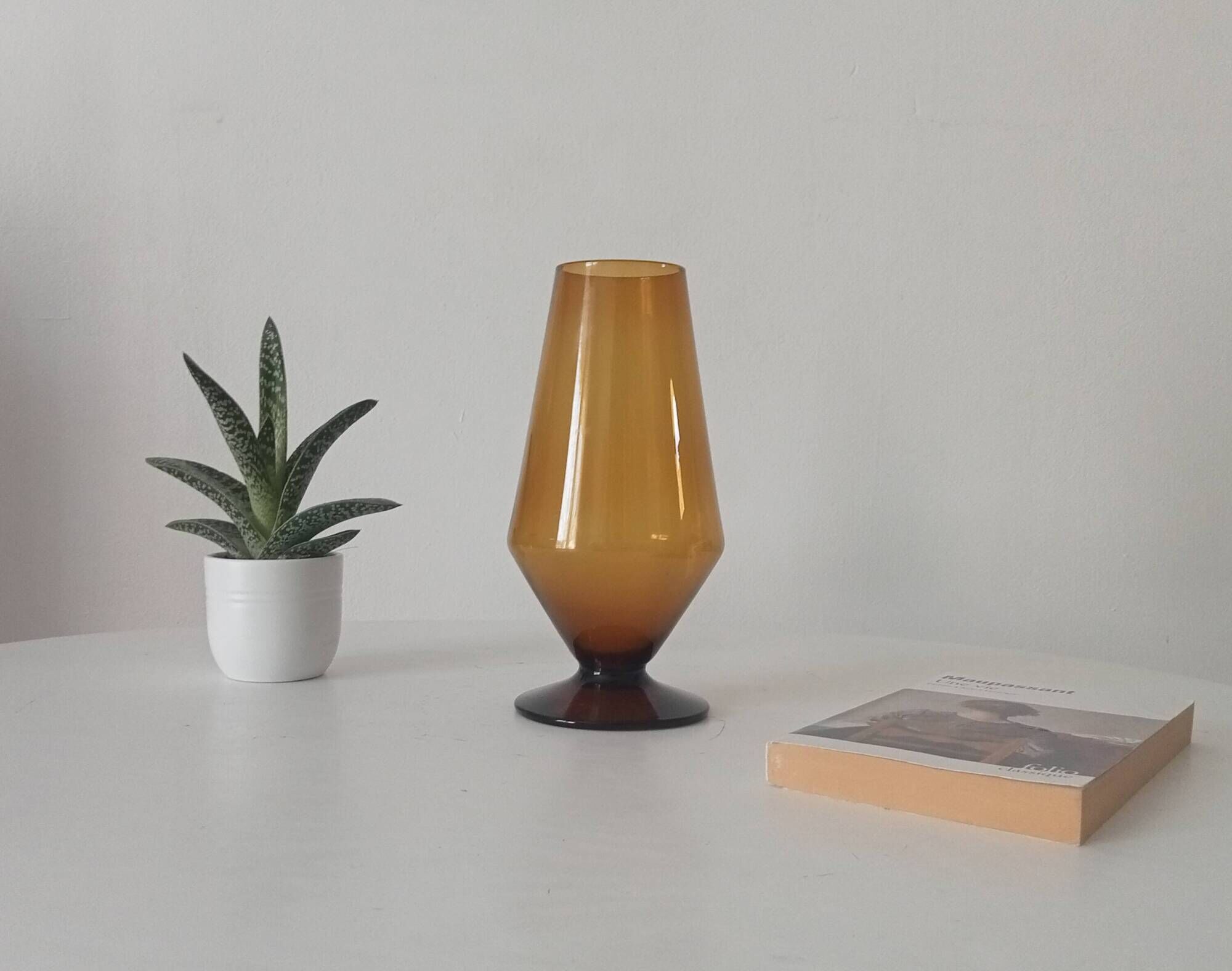 Vintage amber glass vase from the 60s/70s.