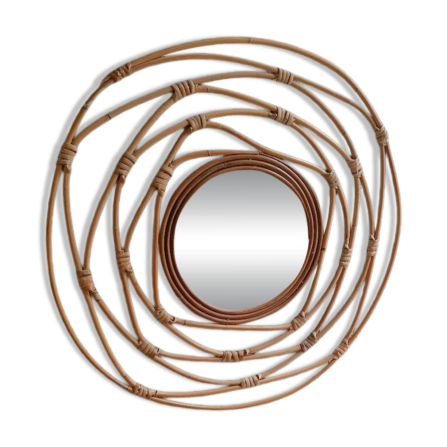 Round rattan mirror