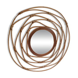 Round rattan mirror
