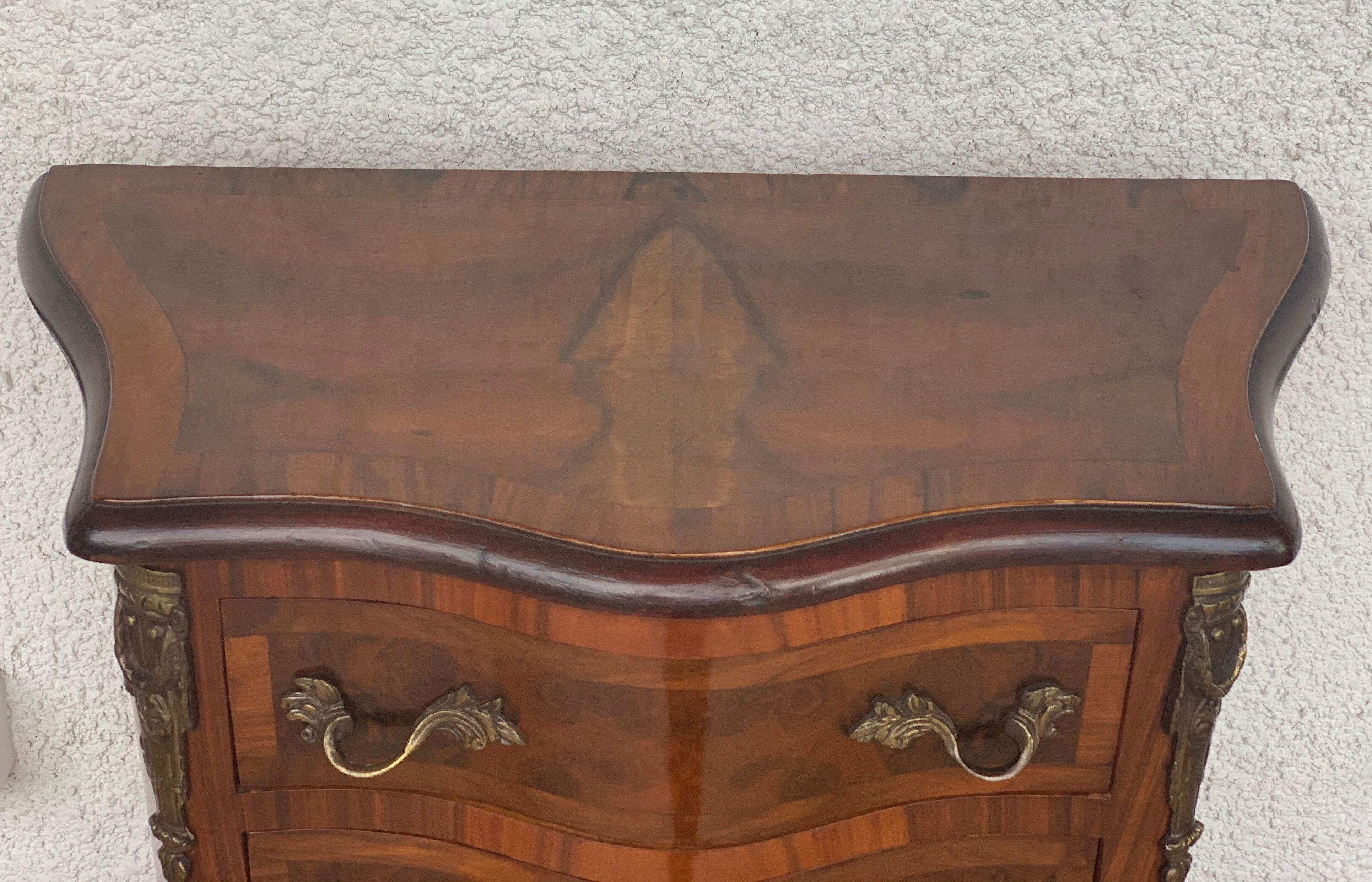 Semainier en bois galbé marqueterie