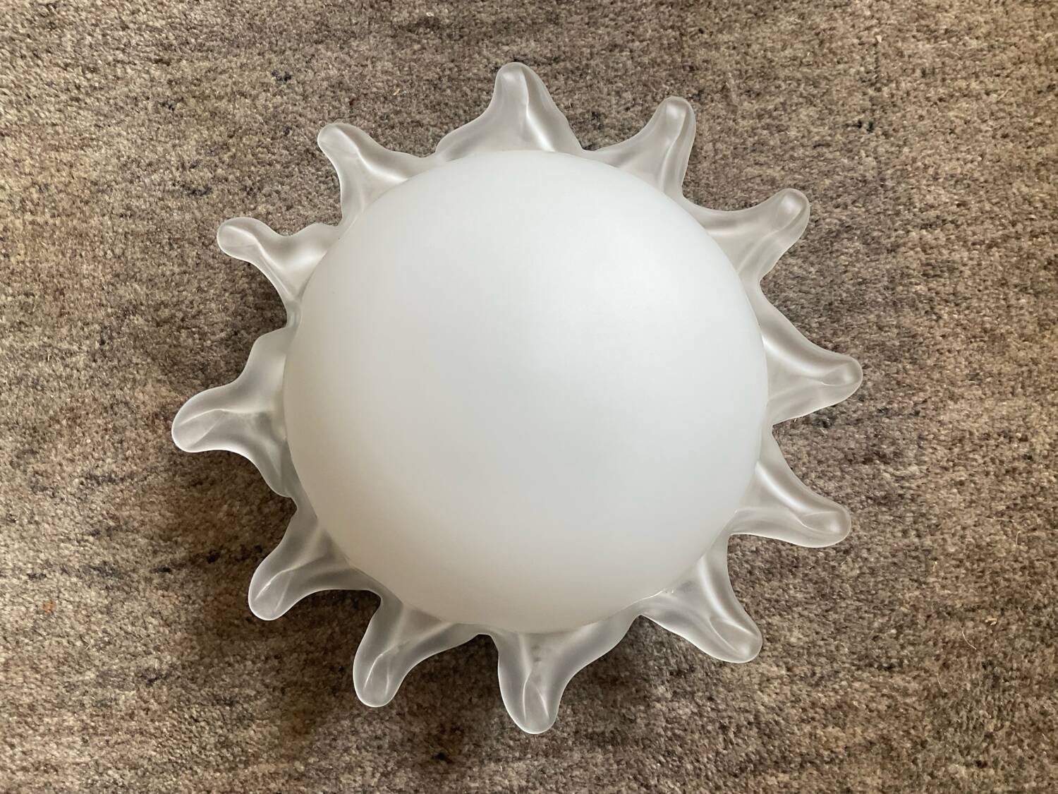 Vintage sun wall lamp in glass paste