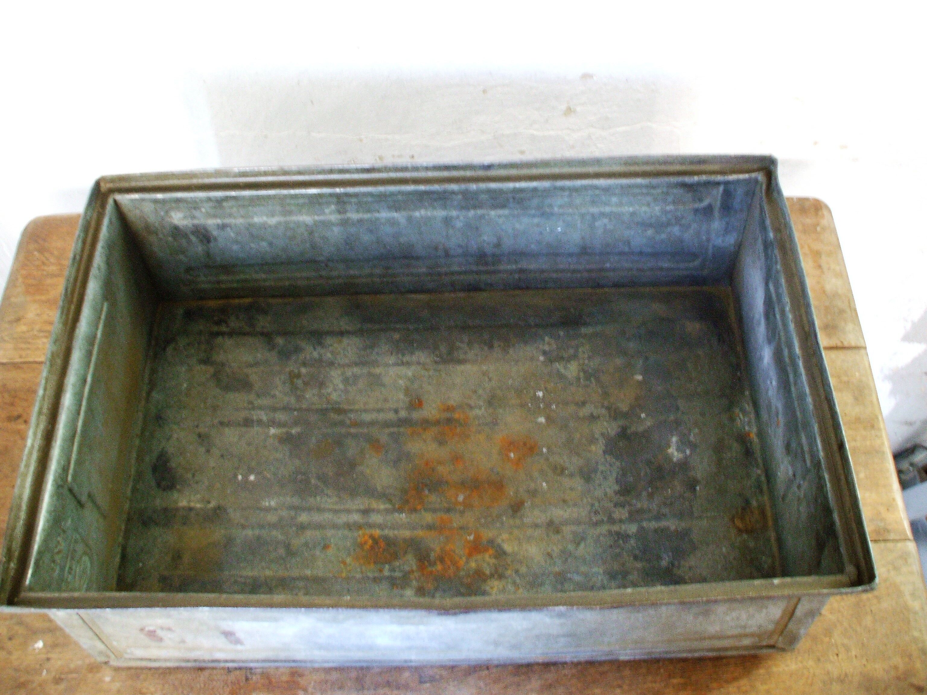 Metal box 1979 Philips