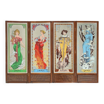 Screen decorated with the 4 seasons.