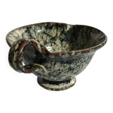 Container with spout