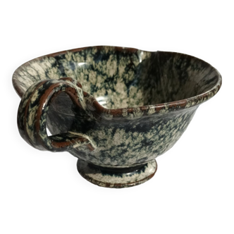 Container with spout