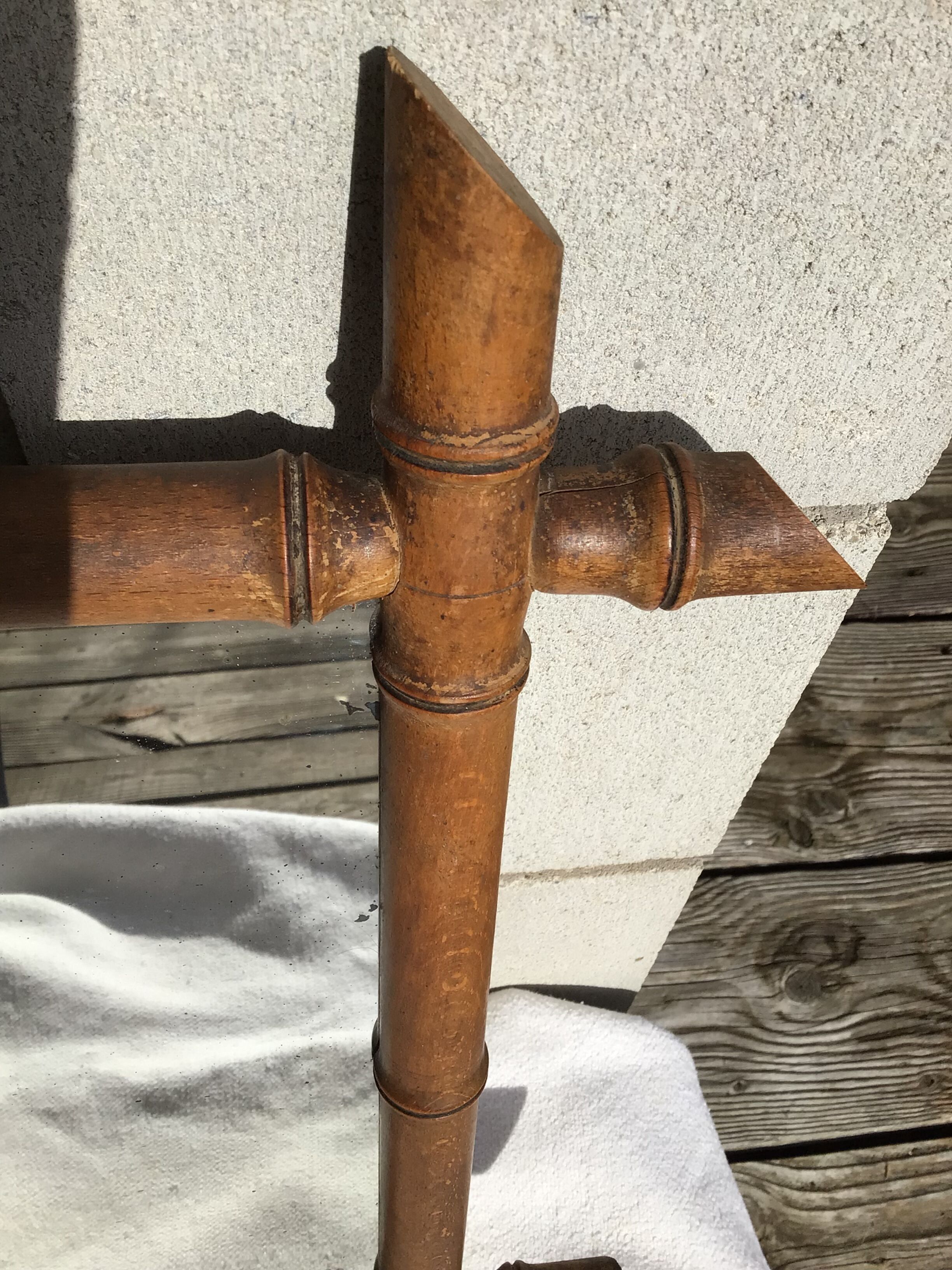 Mirror wood turned old bamboo