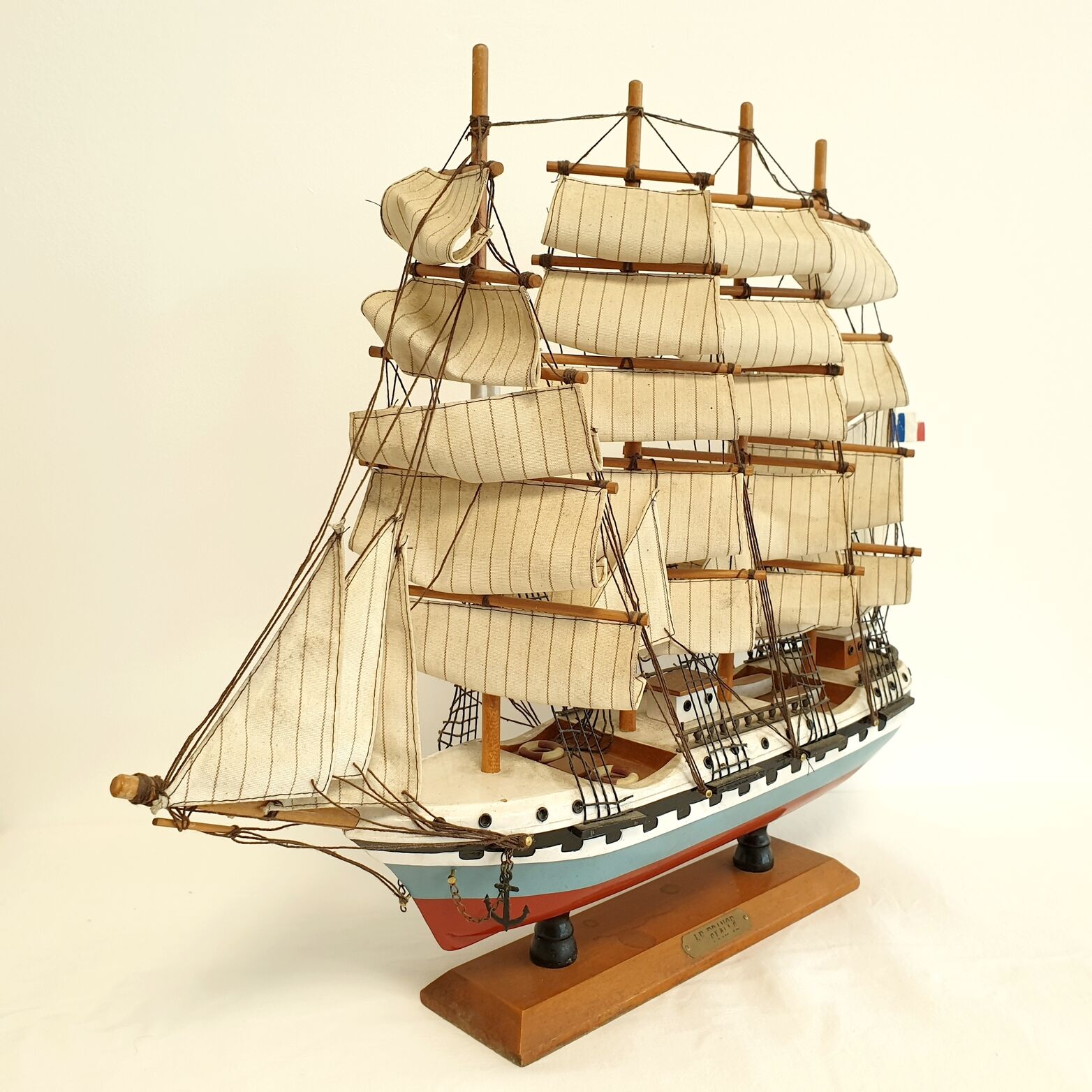 model of sailing boat / sailboat / old rigging