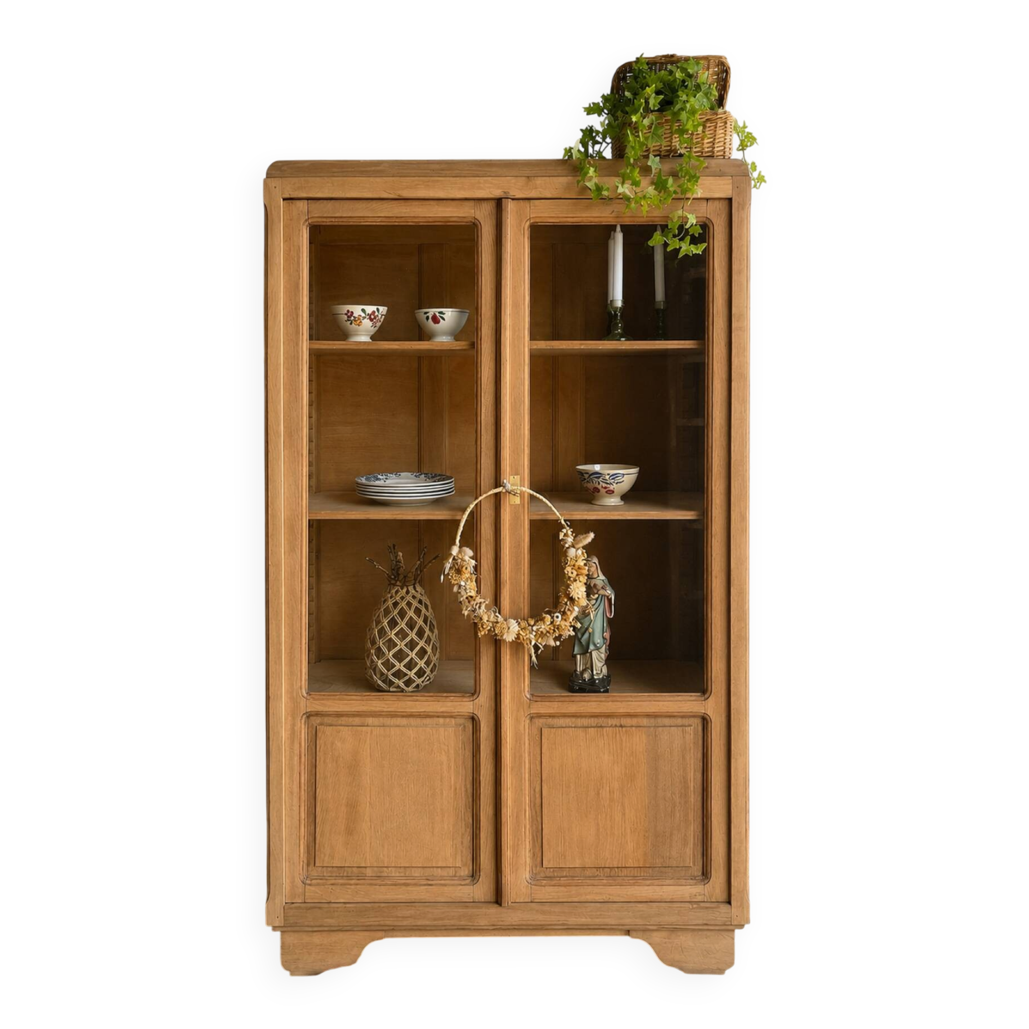 Glass cabinet