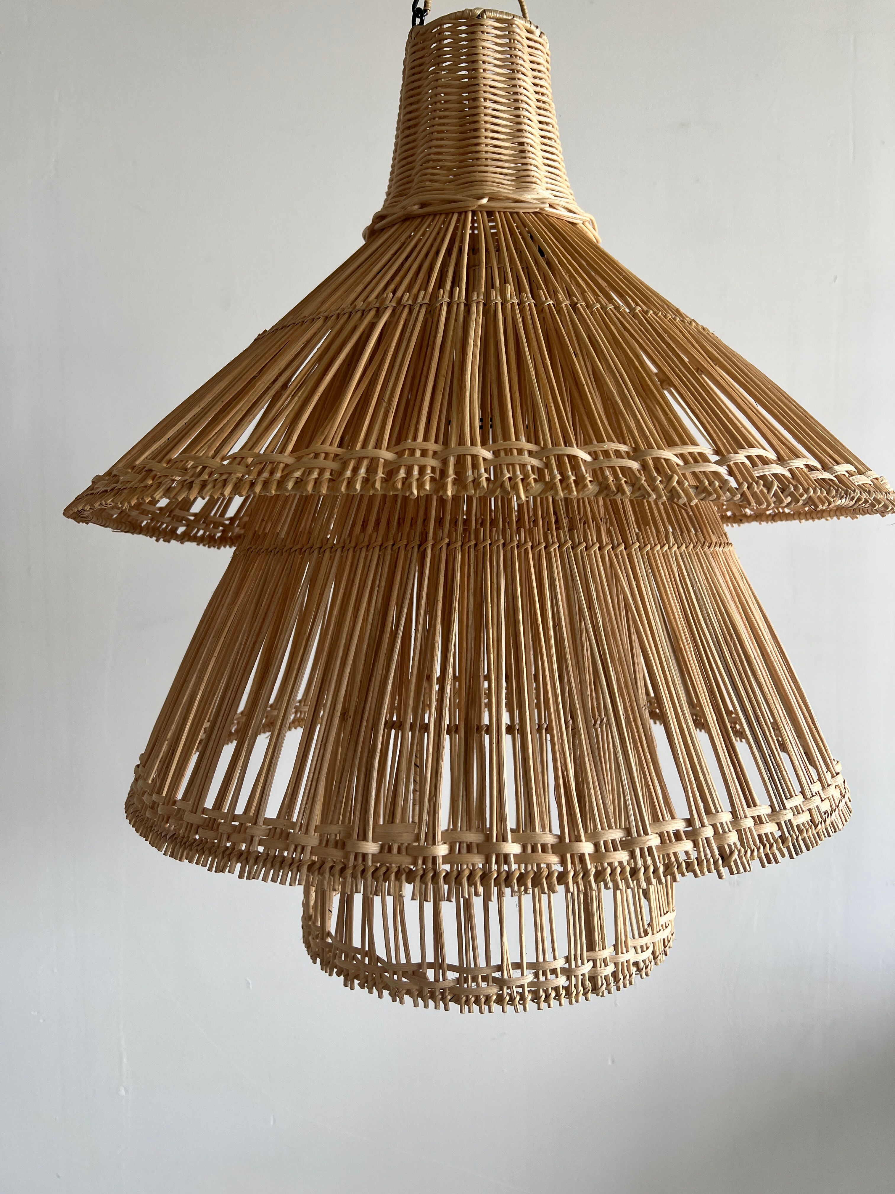 Rattan pendant lamp or light in the shape of an Asian lantern