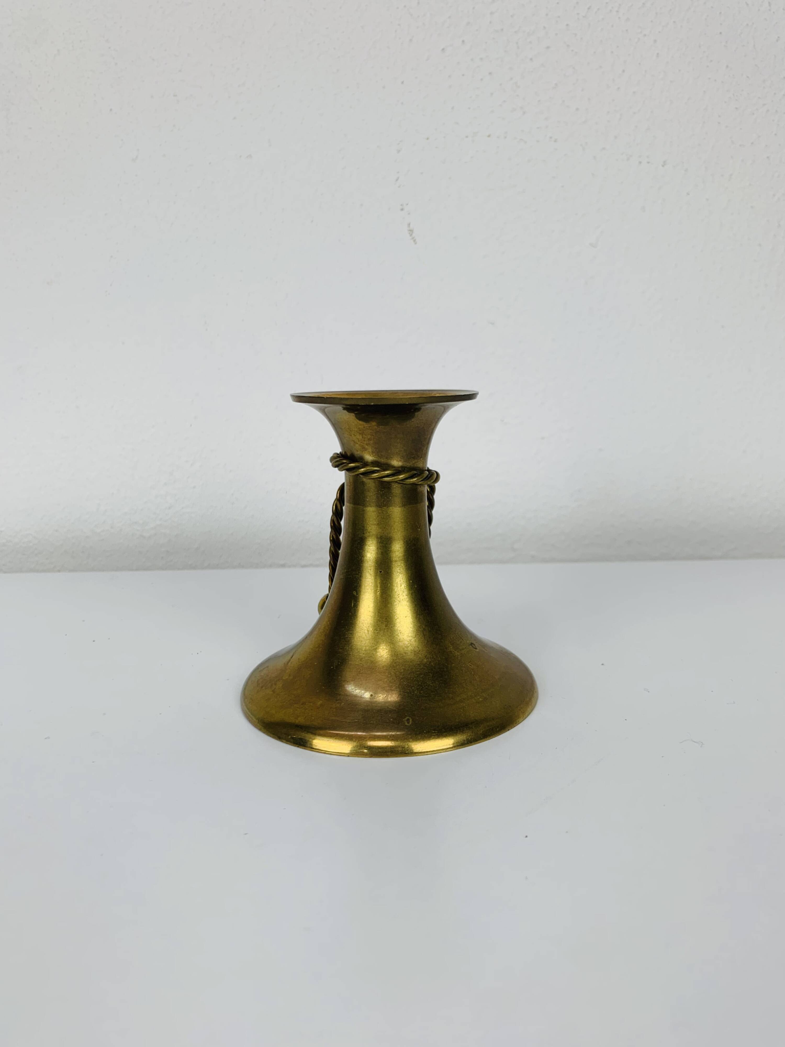 Vintage gold brass knot candle holder