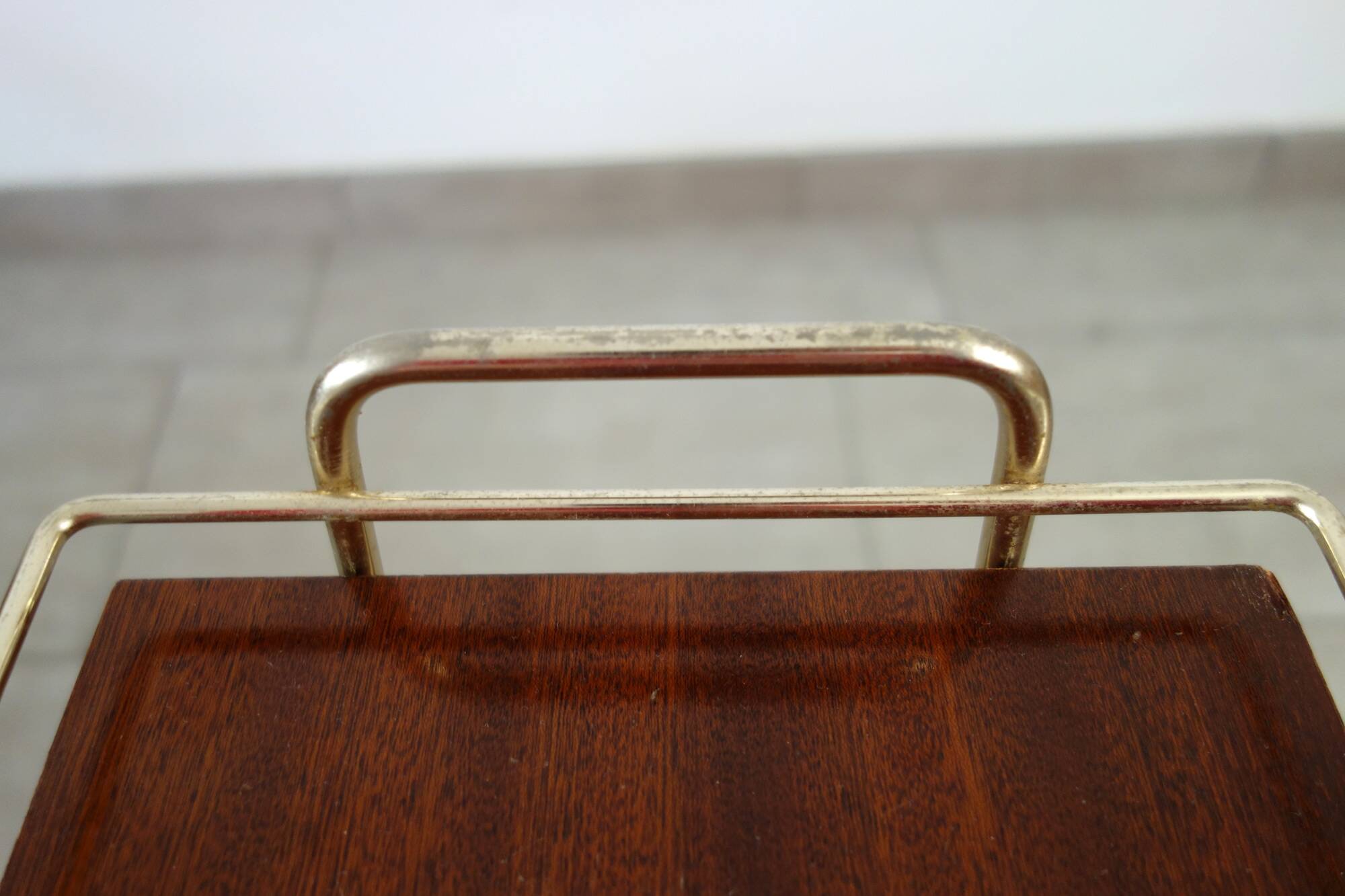 Magazine rack with 2 shelves and lighting from the 50s/60s