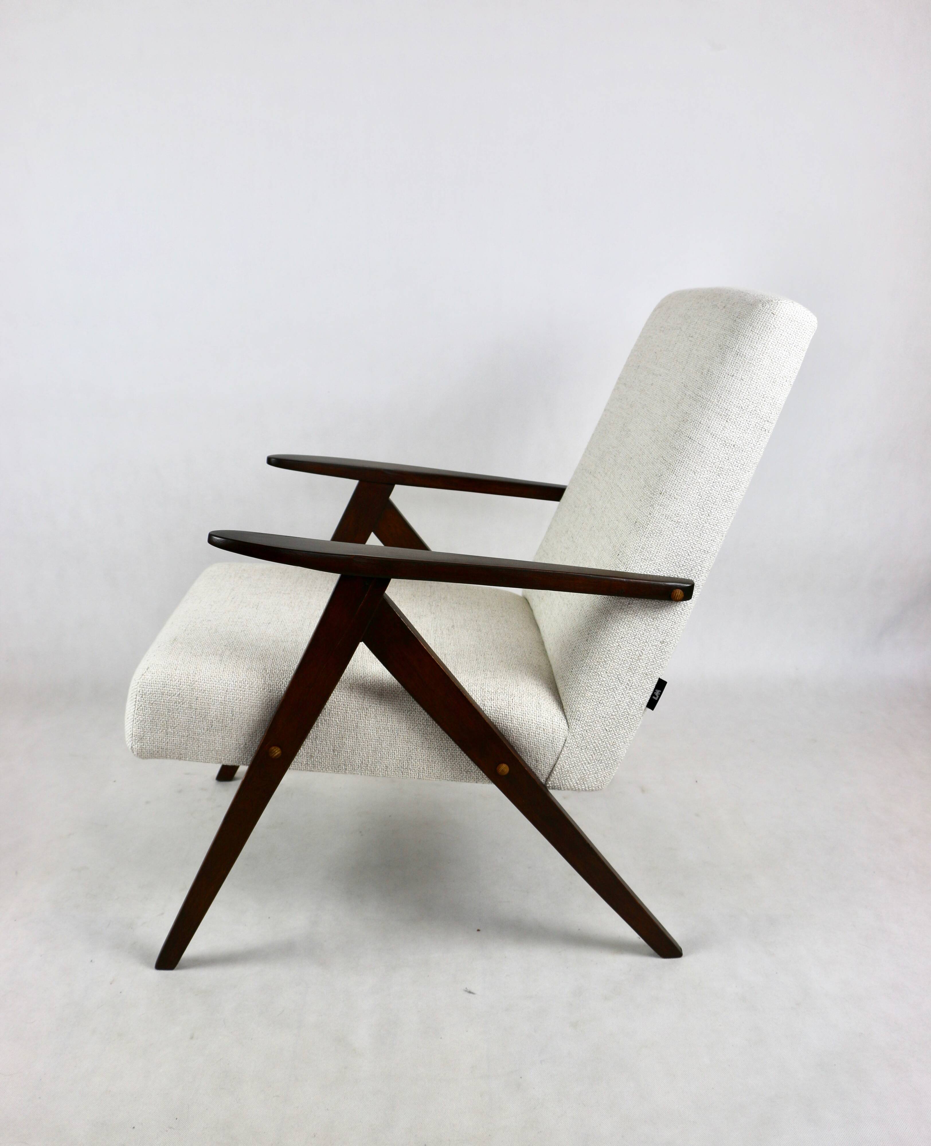 Vintage Ivory White Boucle Model B-310 Armchair, 1970s