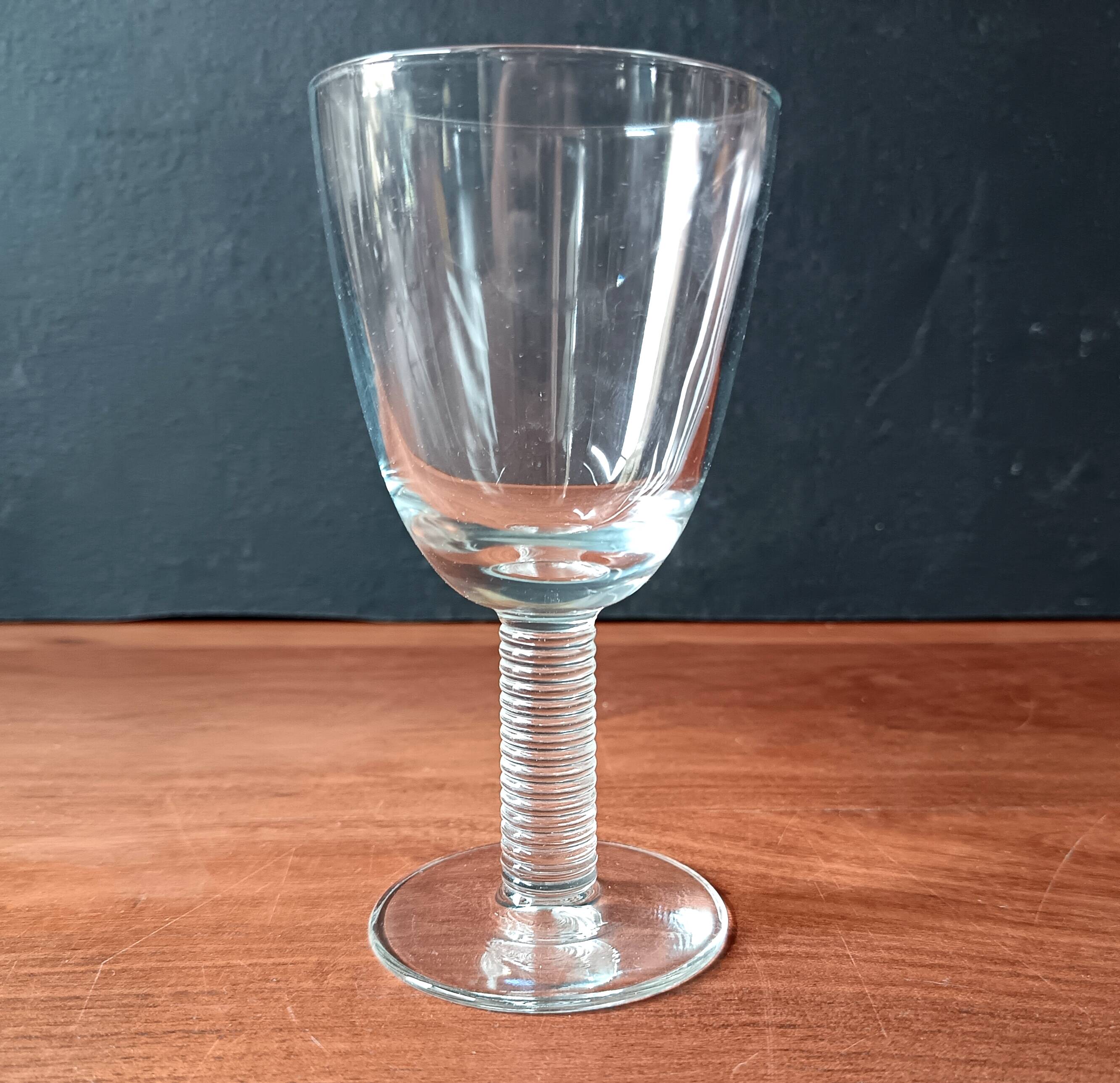 6 verres à vin transparents 15 cl vintage