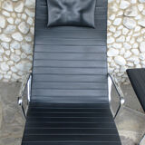 Lounge Chair Chair EA124 - Ottoman EA125 by Charles - Ray Eames for Herman Miller 1960s