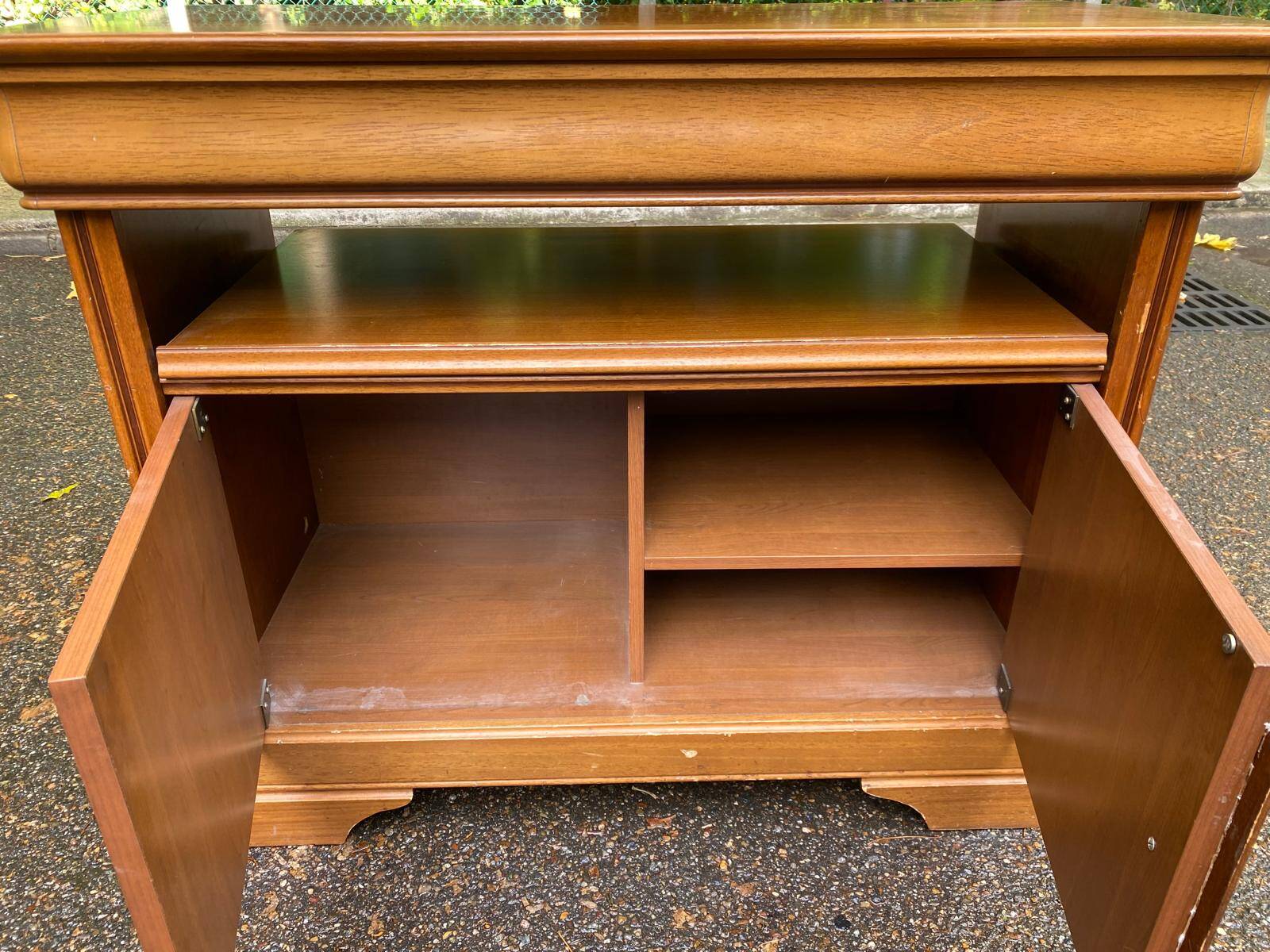 Louis Philippe sideboard in satin light wood 86cm