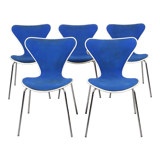 5 Blue Chair "Butterfly" by Arne Jacobsen, Series 7