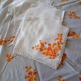 Vintage round tablecloth and napkins