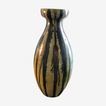 Ceramic vase