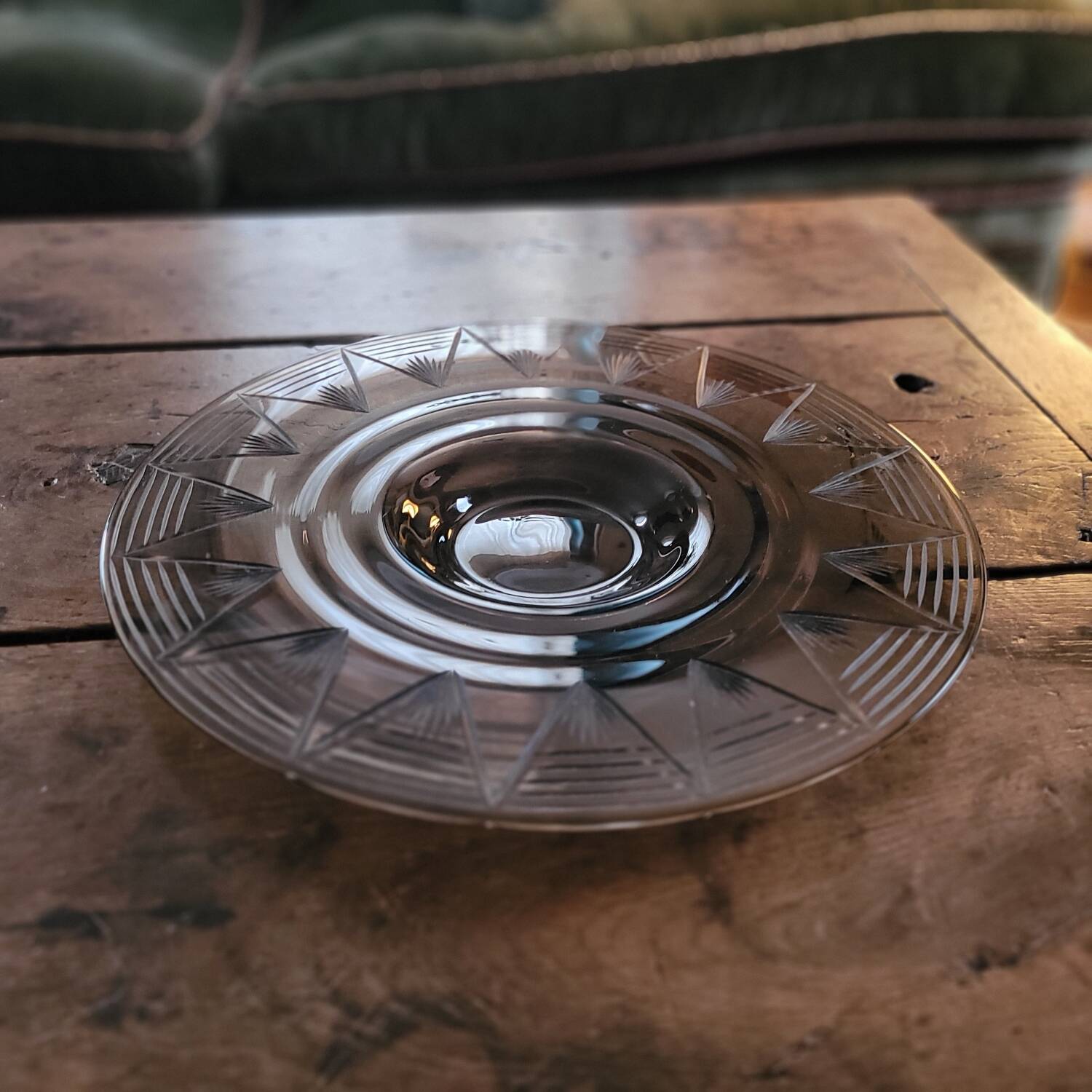 Smoked glass table centrepiece – mid-20th century design