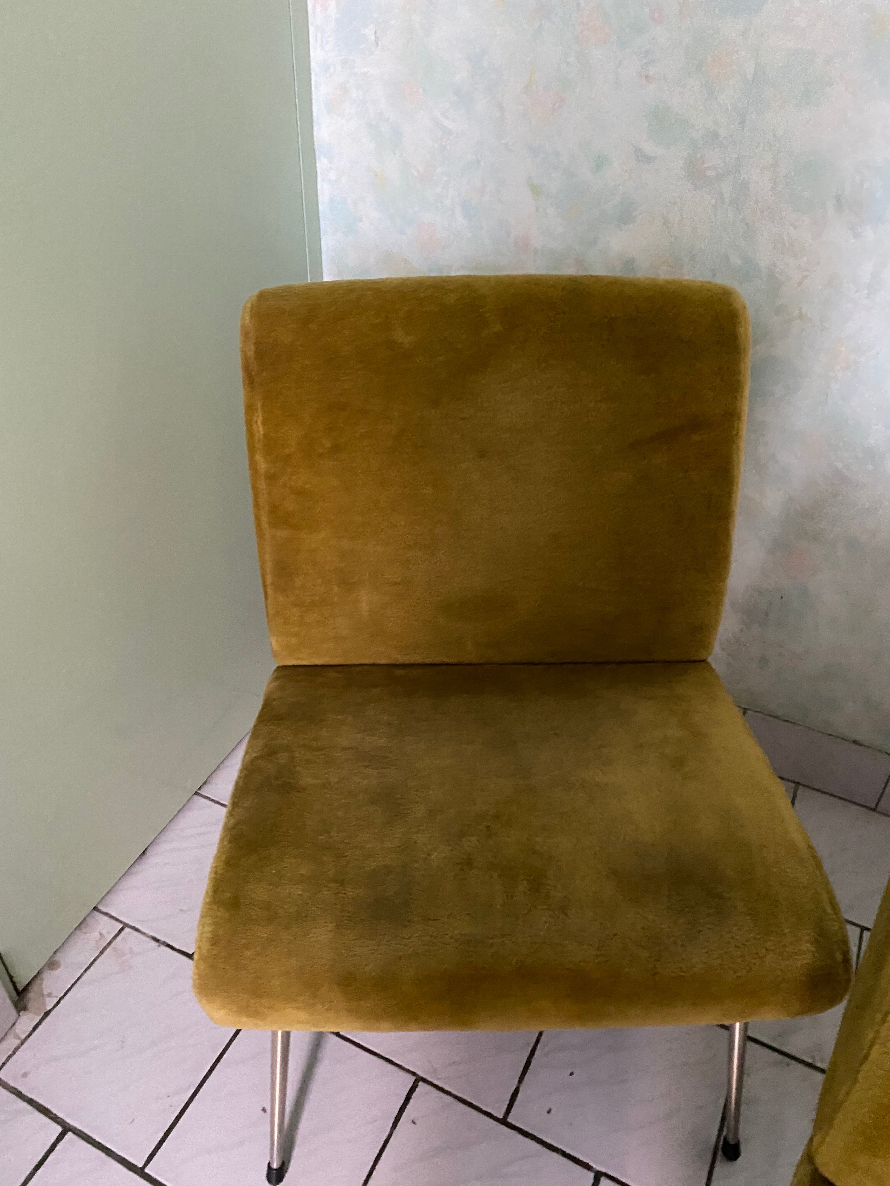 Suite of three armchairs pelfran model kiss