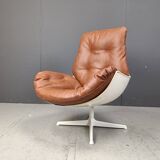 Space age fiberglass swivel chair, 1960s