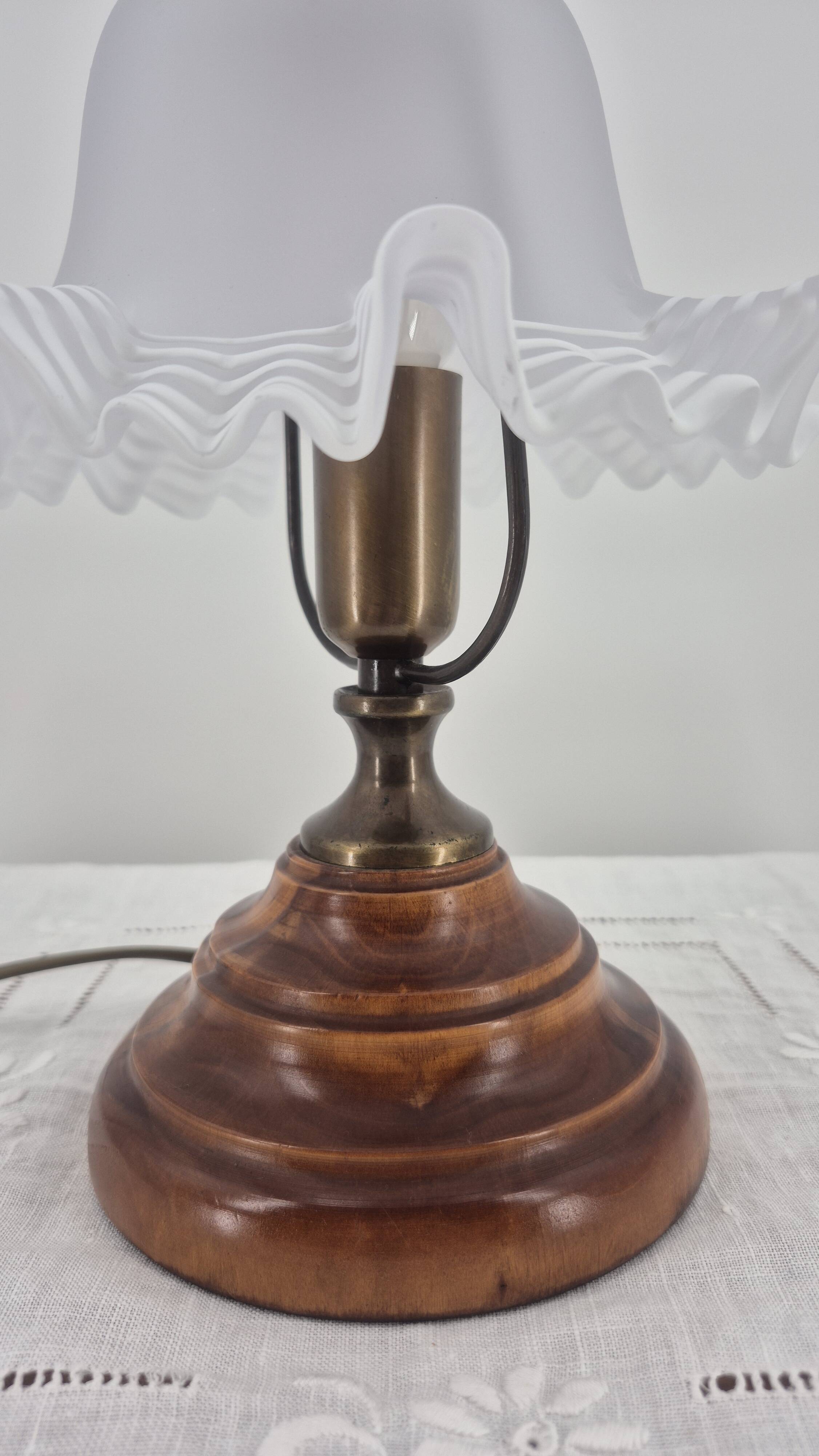 Lampe à poser vintage abat jour tulipe