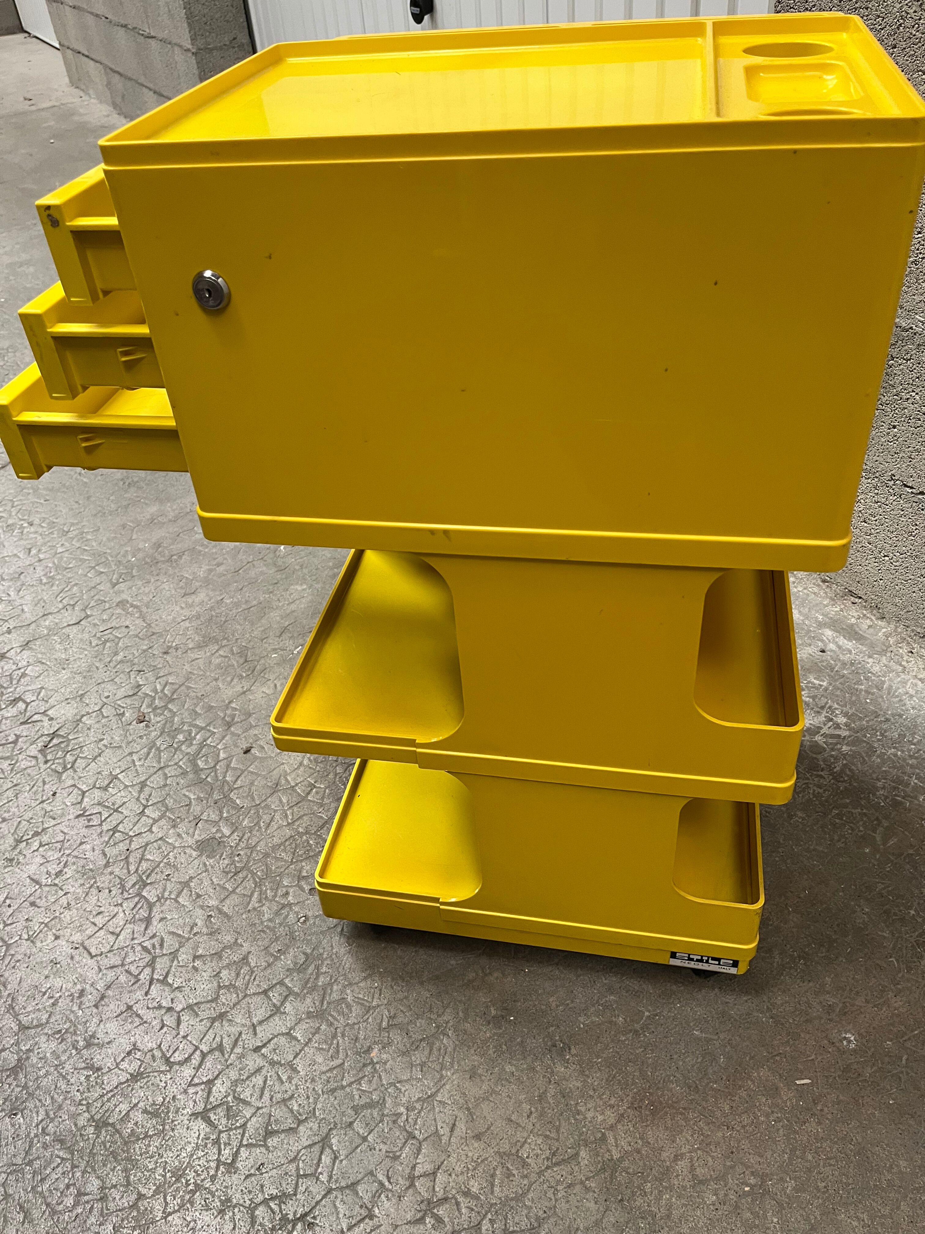 Service Design trolley Giovanni Pelis 1970