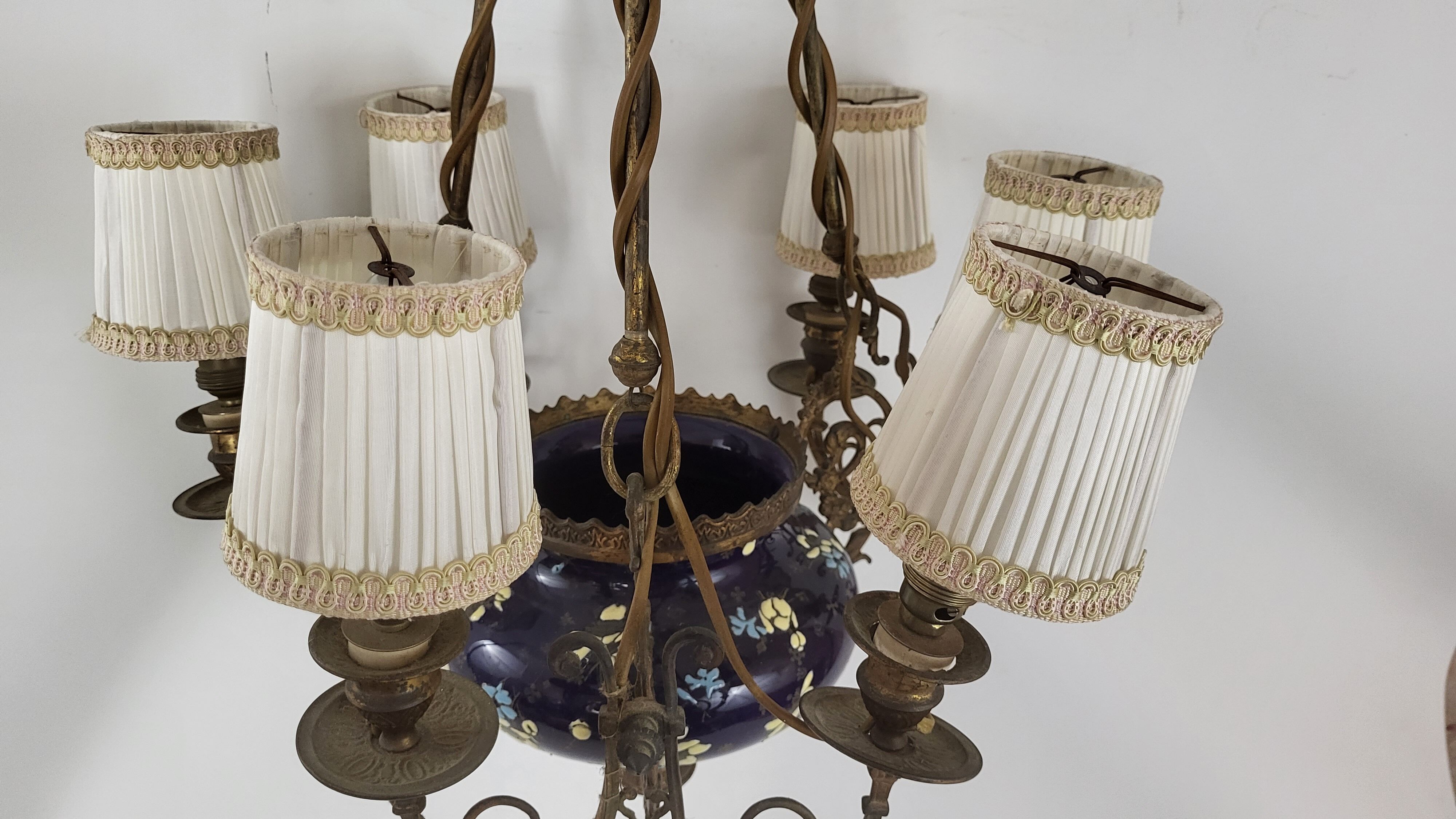 Napoleon III chandelier with 6 arms of light