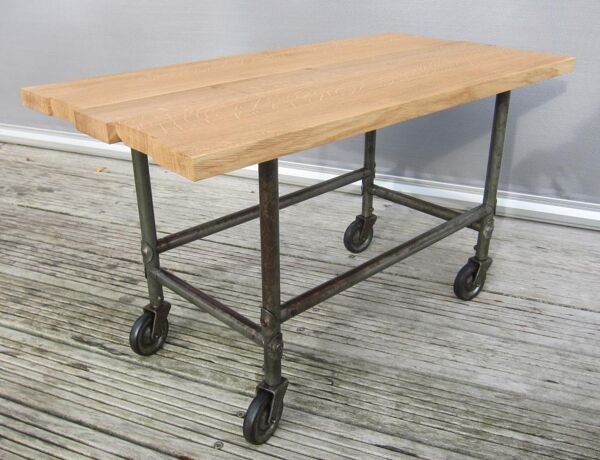 Table roulante industrielle d'appoint