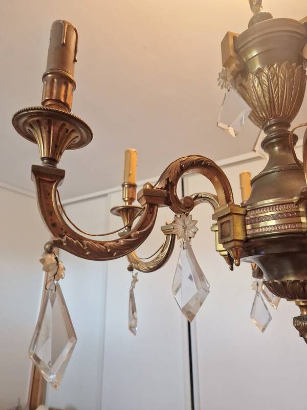 Lucien Gau, bronze worker since 1860 - Bronze chandelier with crystal pendants