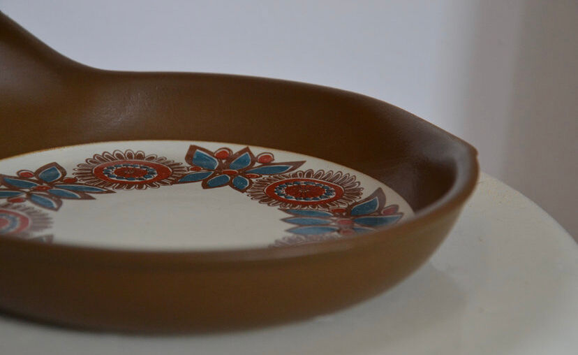 Scandinavian pan with painted floral patterns, vintage, never used