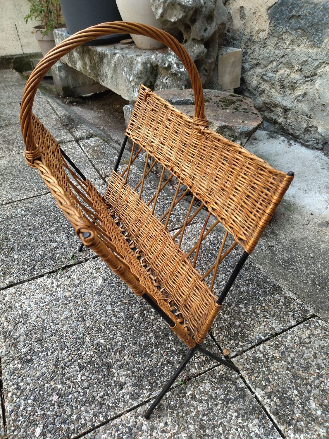 Vintage magazine holder