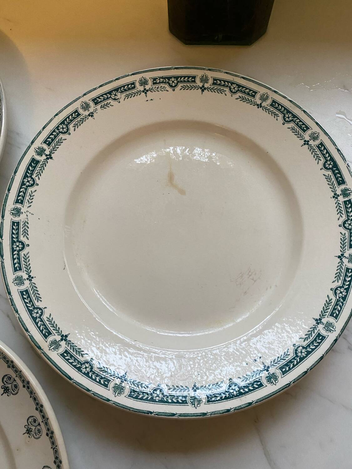 3 round iron earth dishes Moulin des loups, Longwy and Saint Amand