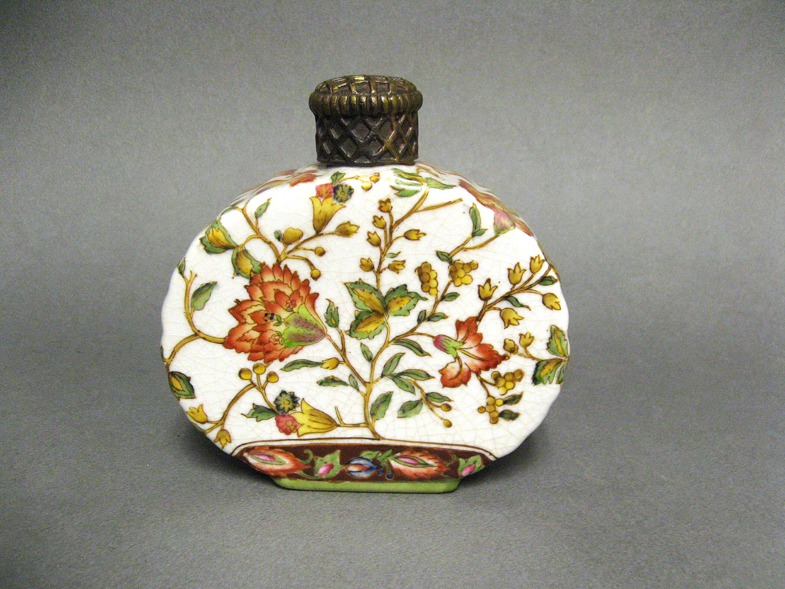 Wong Lee cracked porcelain bottle 1895.