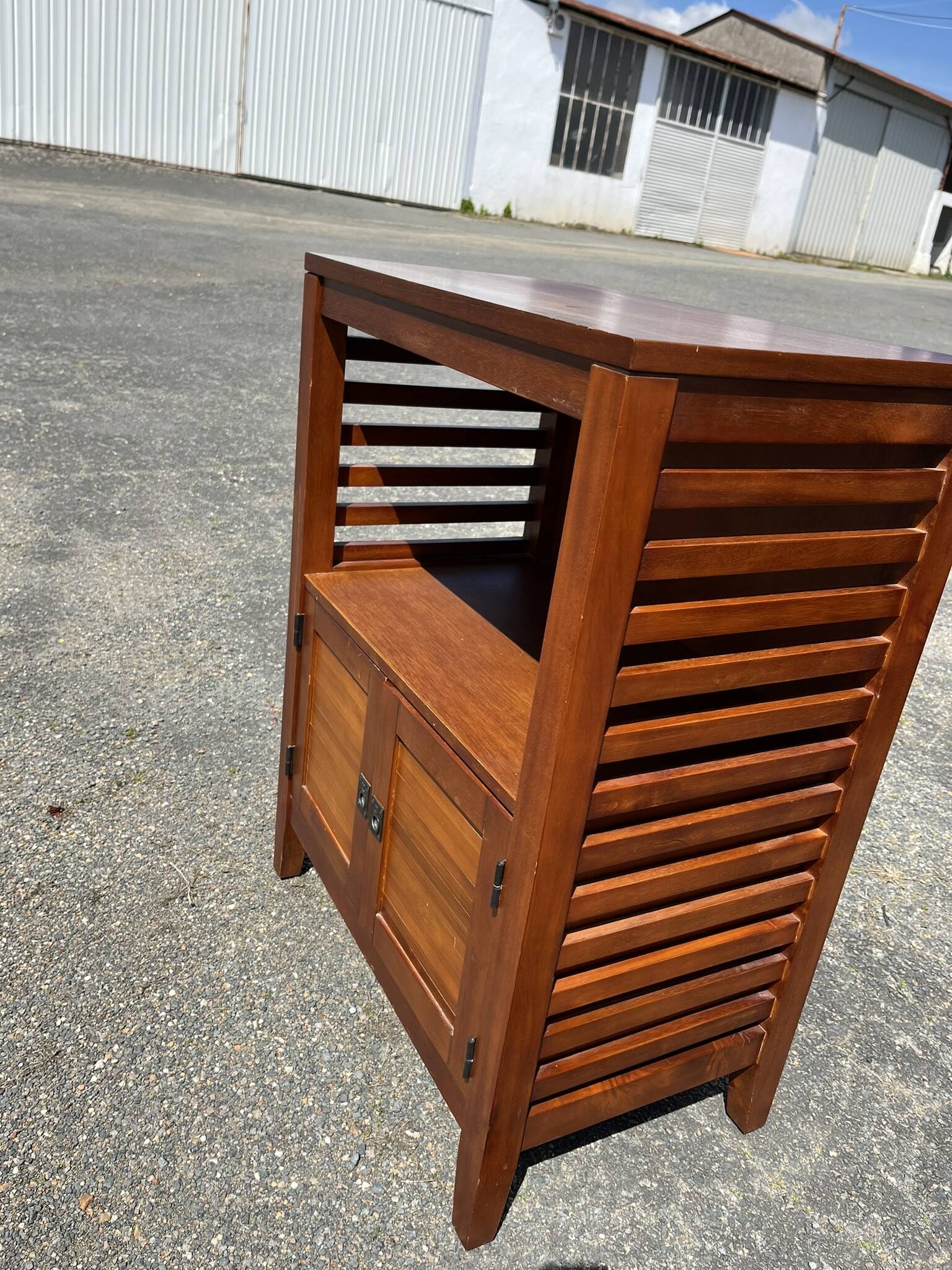 Petit meuble d'appoint