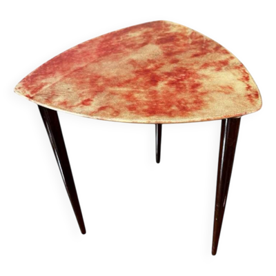 Table basse d'appoint aldo tura en parchemin peau de chèvre teintée rouge laqué, italie ca 1950