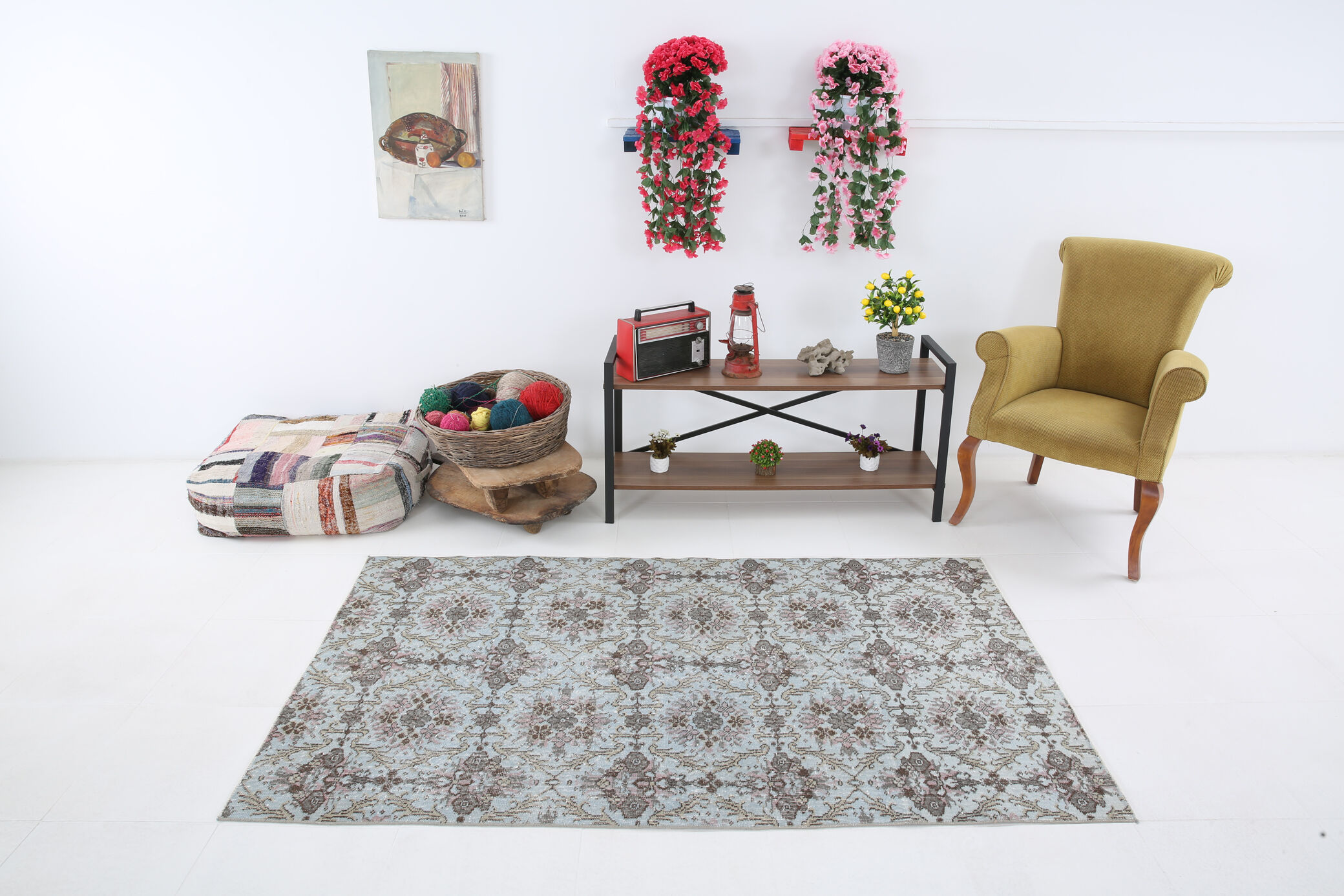 Light blue floral carpet 203x118cm