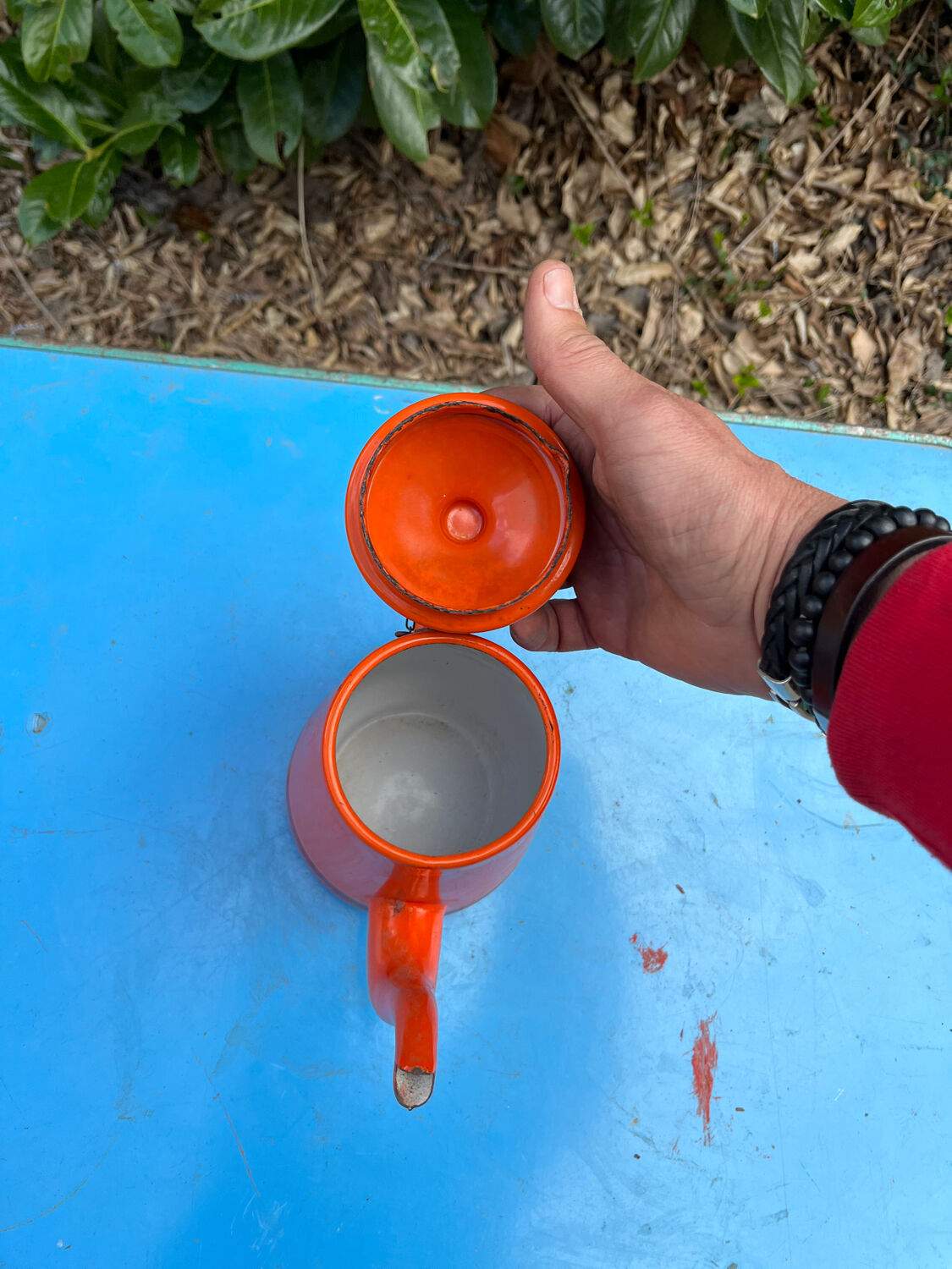 Enamelled coffee maker