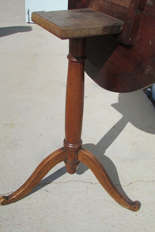 Tripod table with tilting top, Restoration period