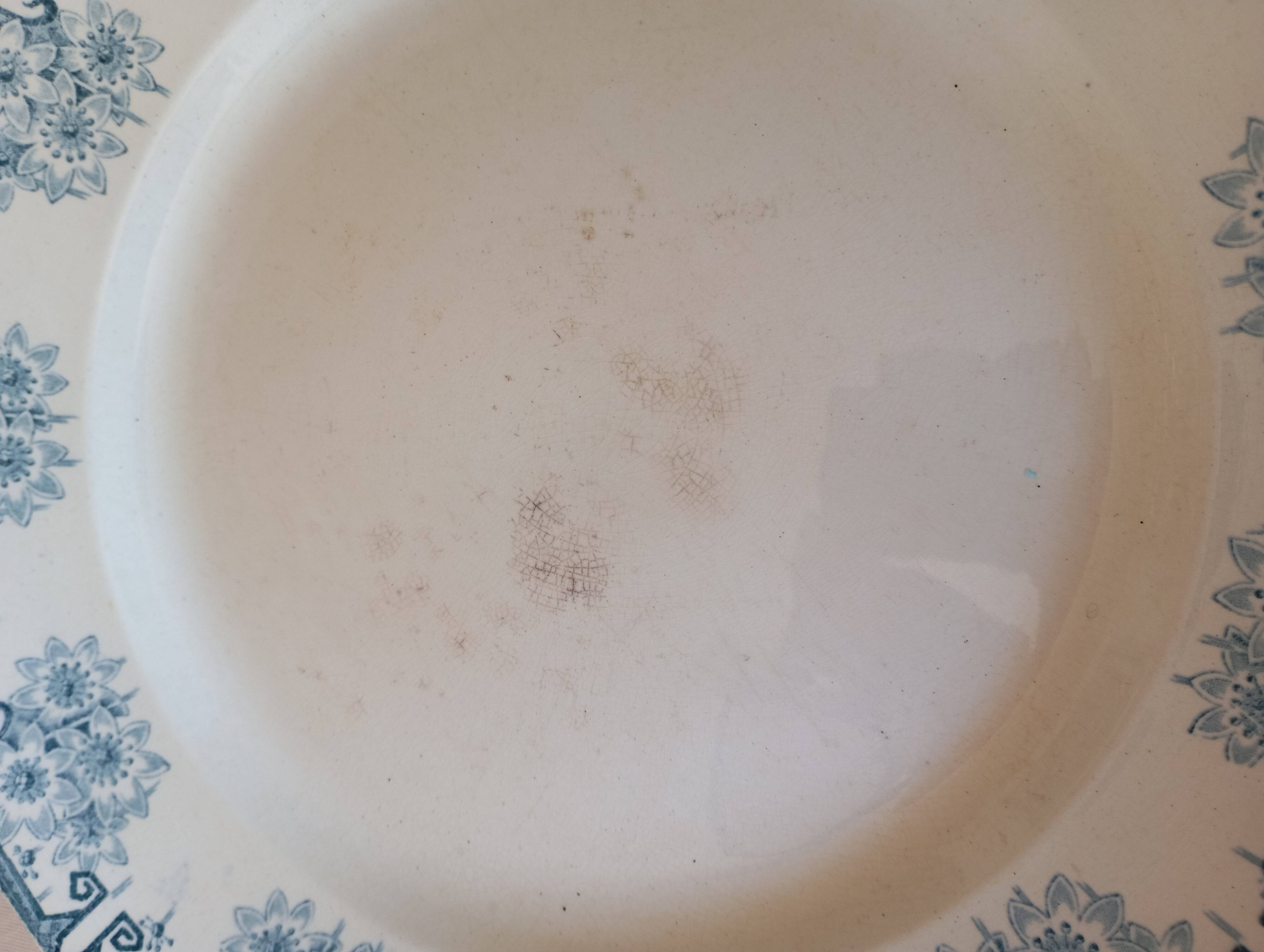 Ironstone cake dish Longwy "Daisies"