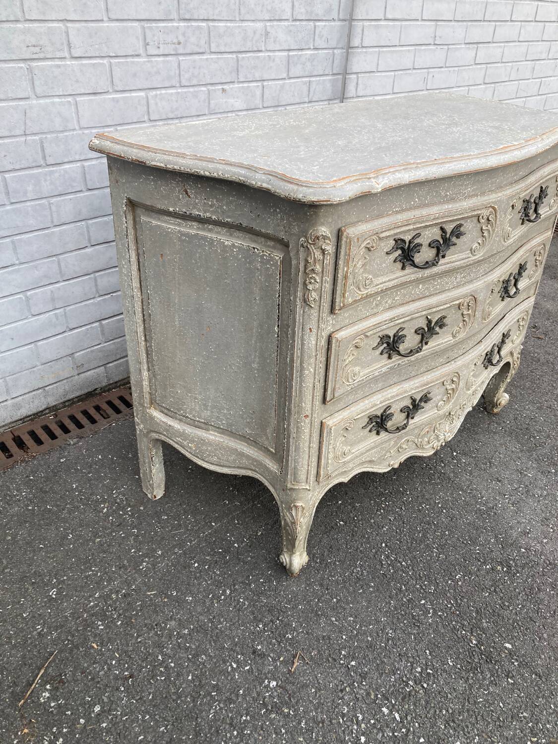 Ancienne commode Plateau en bois