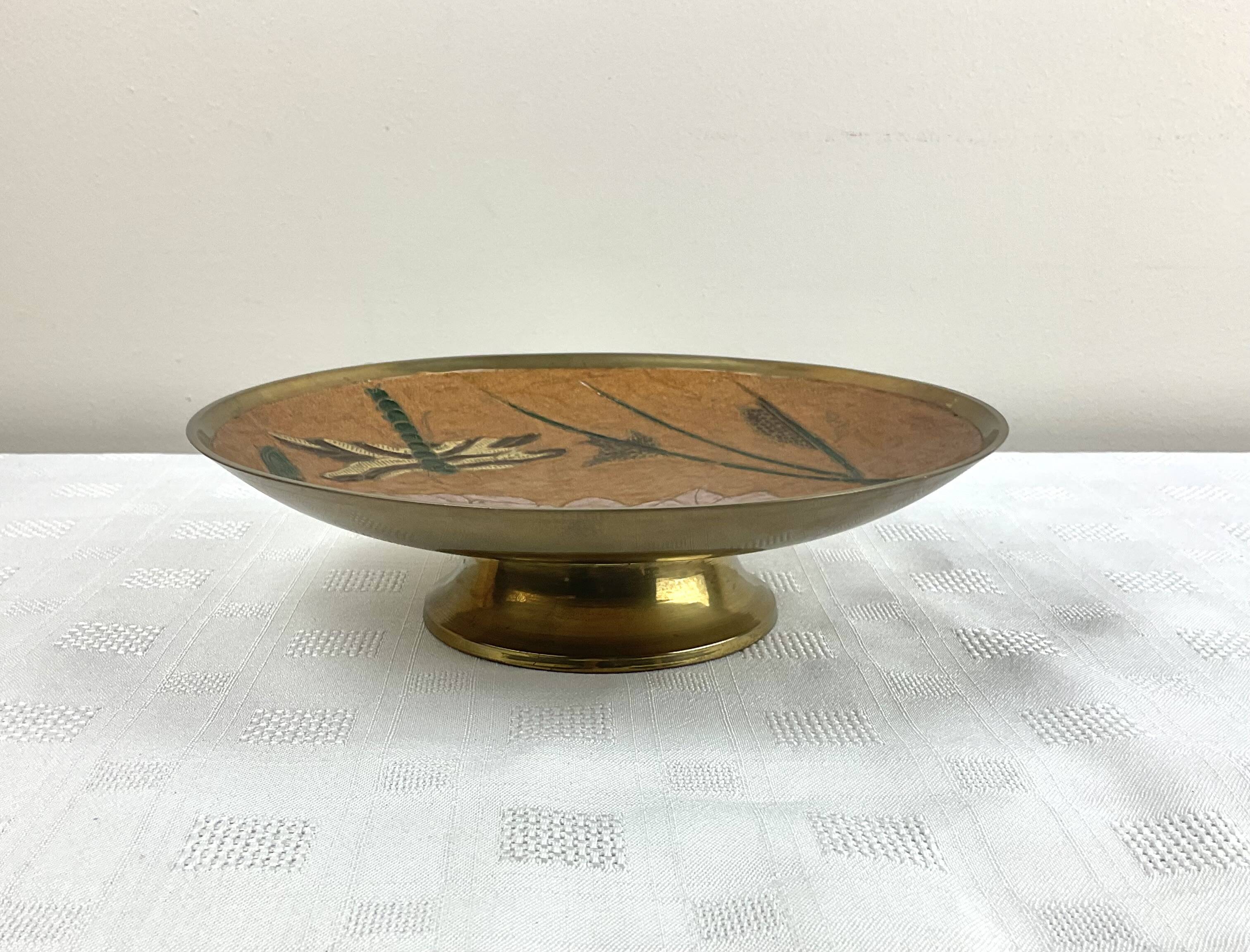 Cup/empty pocket in enameled brass on foot