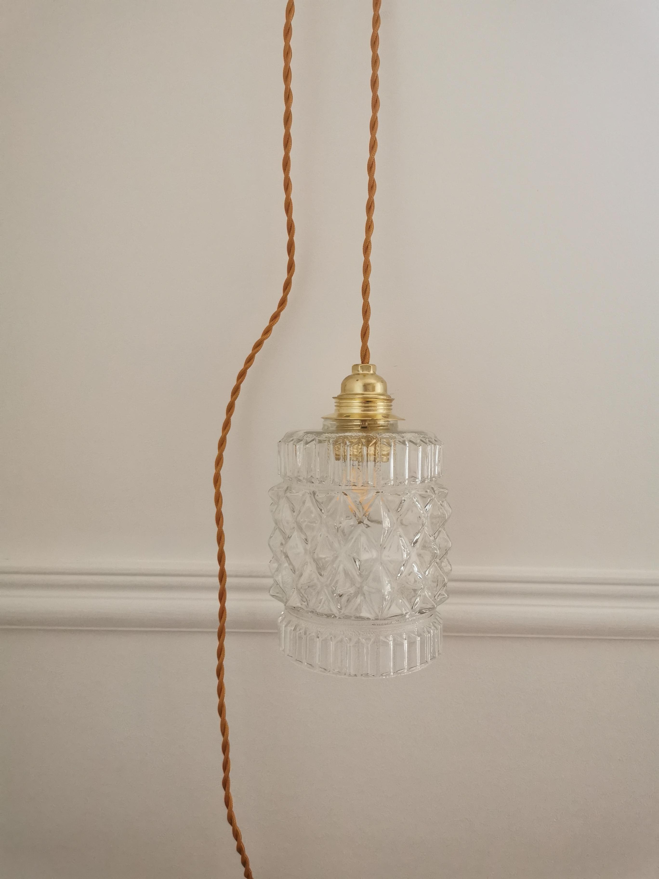 Glass hanging lamp