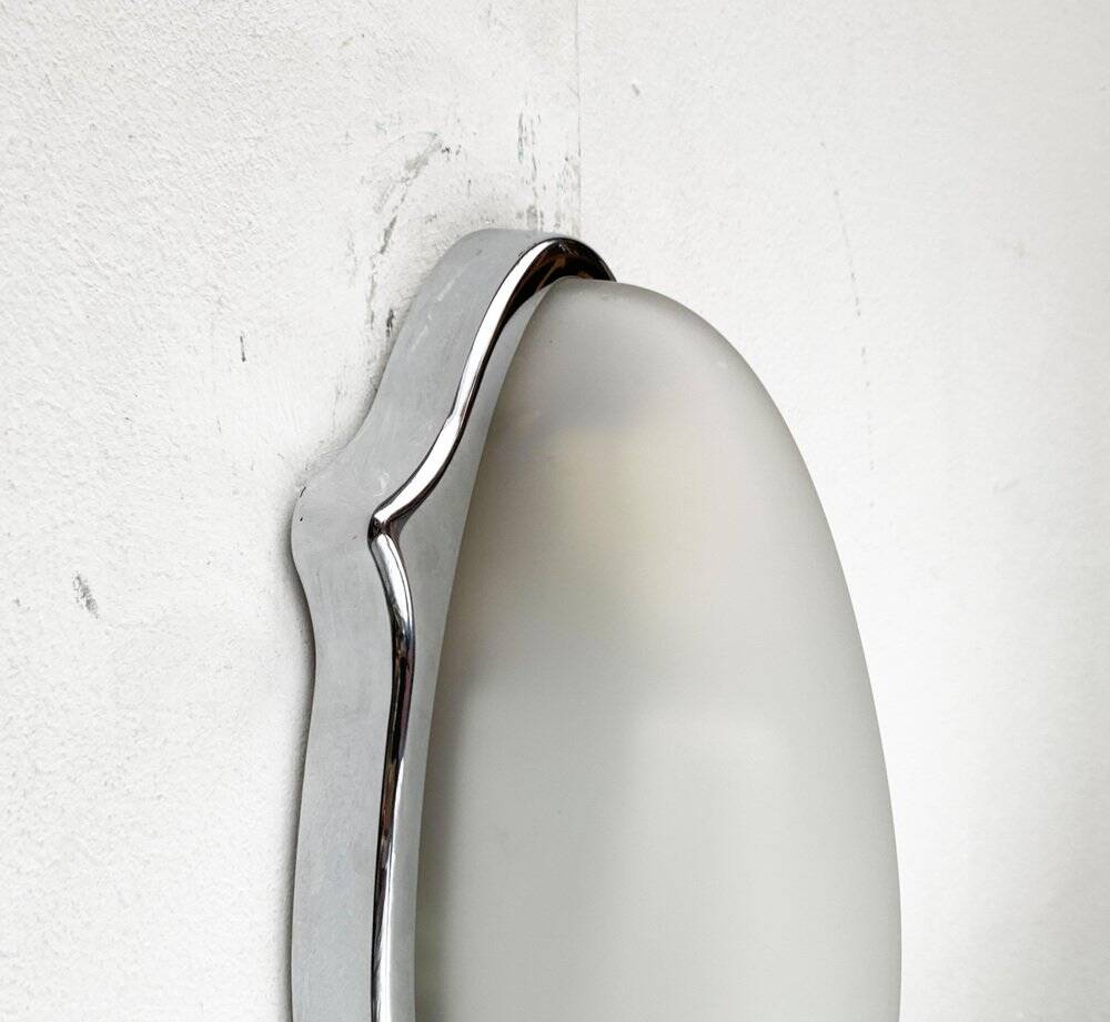 Postmodern Italian wall lamp for indoor and outdoor use, Geco 1 by Luciano Pagani and Angelo Perversi for Arteluce, 1990s.