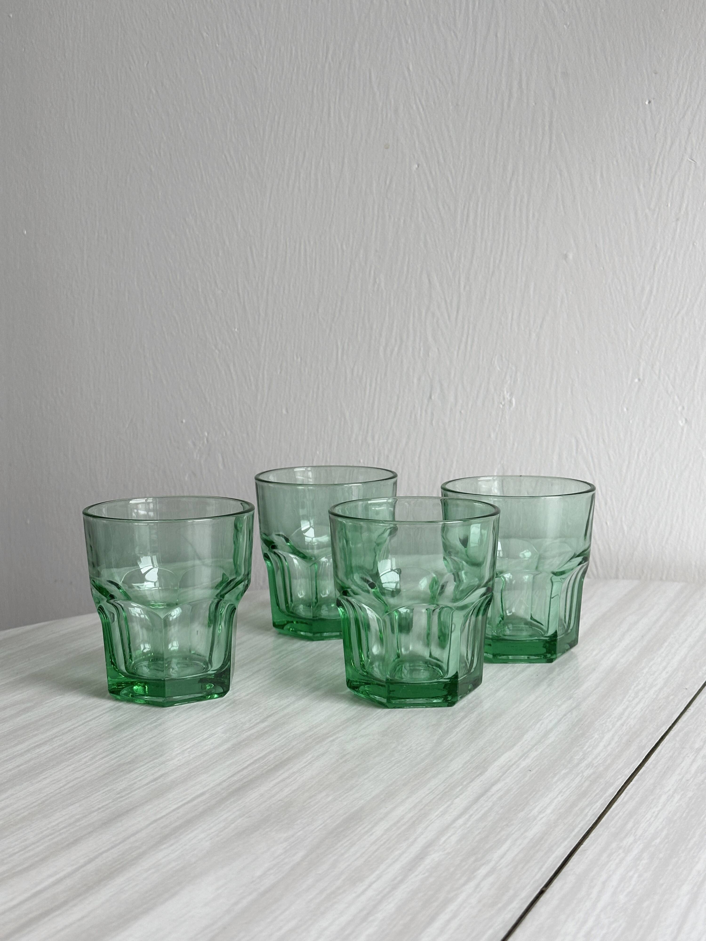 4 verres à eau